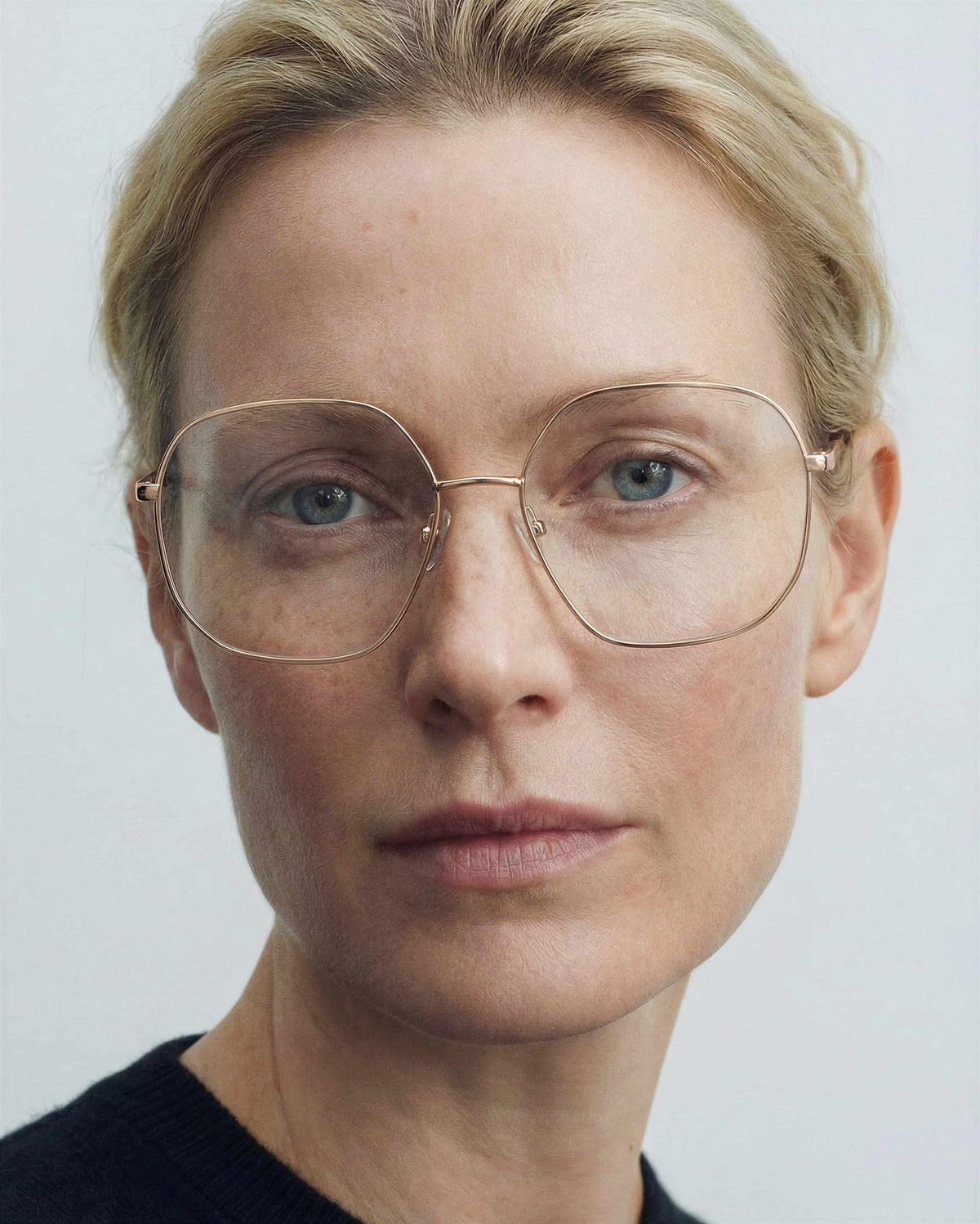 Cornelia Gold Blush Readers