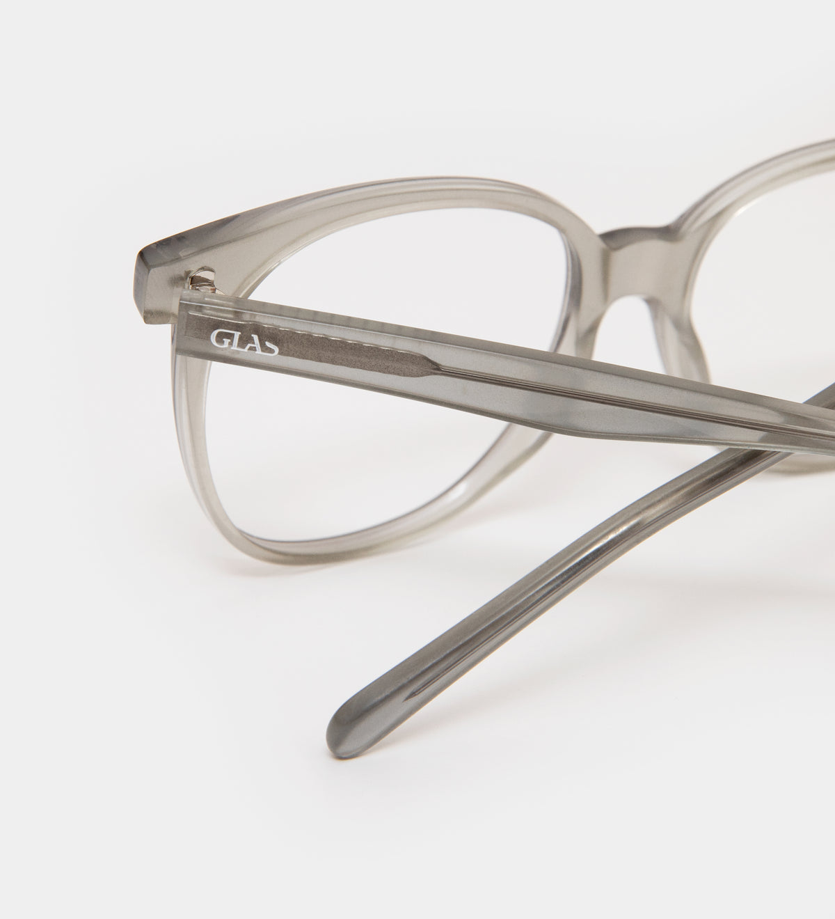 Maya Dew Readers