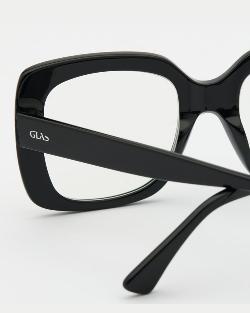 Mio Black Blue light